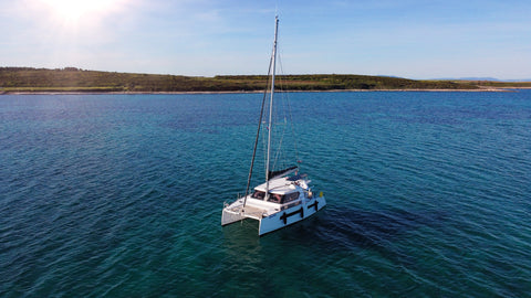 TAKE A LITTLE TOUR OF OUR CATAMARAN WITH US SO YOU KNOW WHAT TO EXPECT AND WHAT TO TAKE WITH YOU